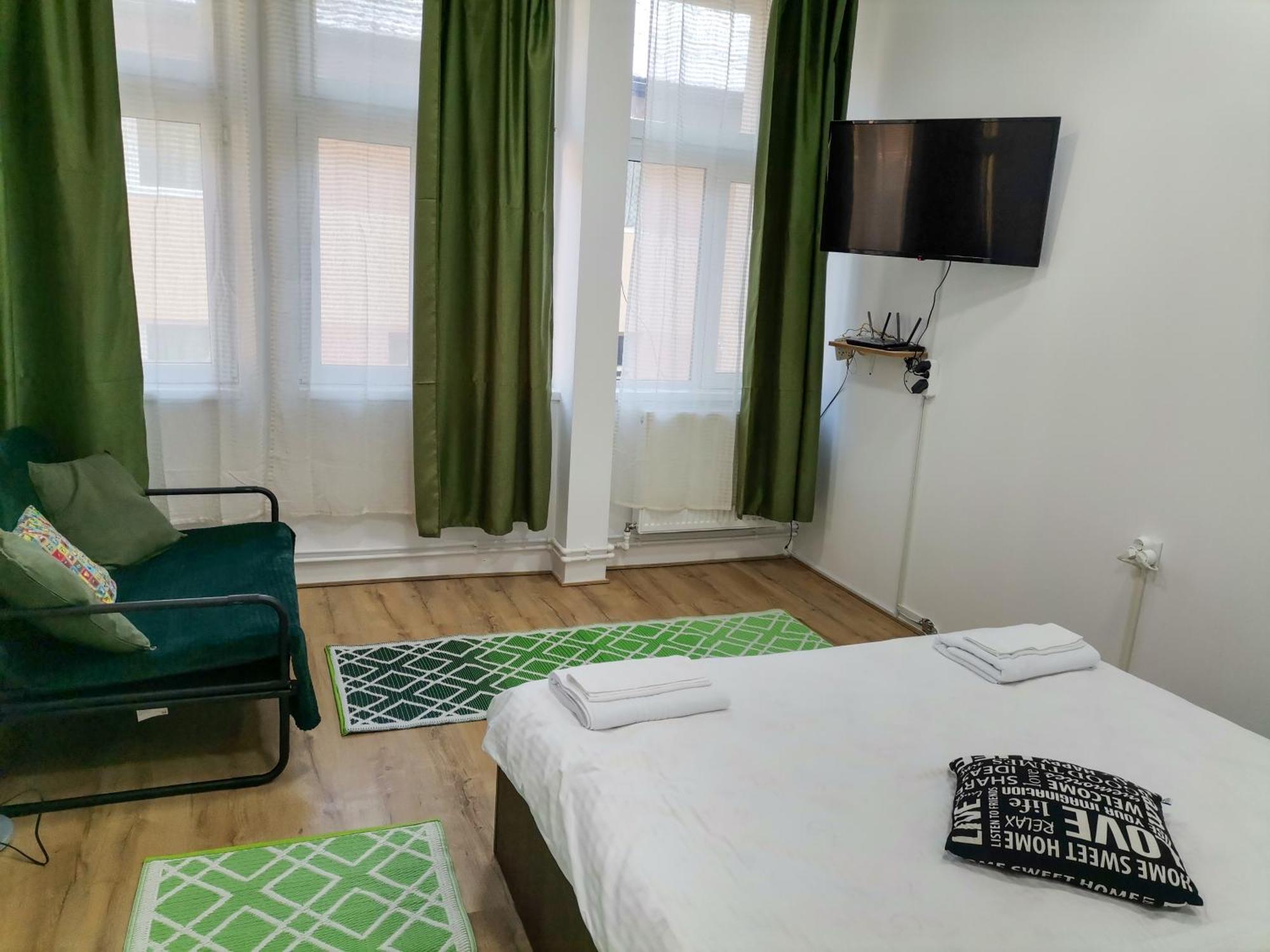 Central Kronstadt Apartments Brasov Exterior photo