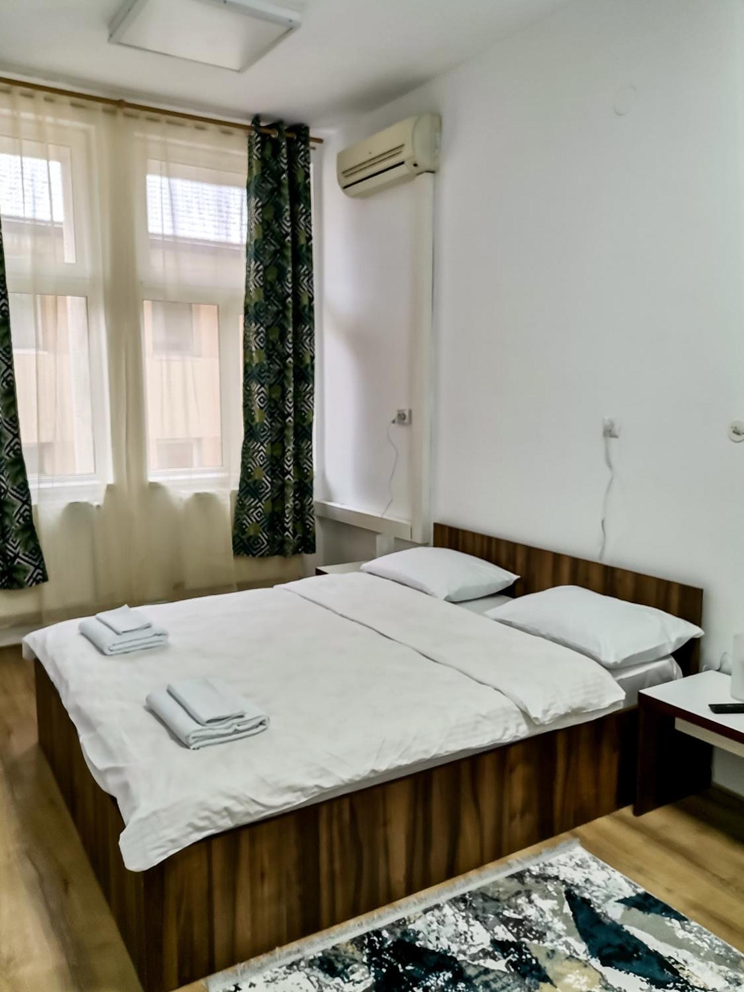 Central Kronstadt Apartments Brasov Exterior photo